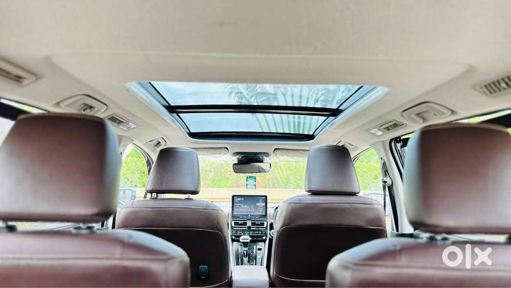 Toyota Innova Hycross 2.0 Zx (o) Hybrid 7 Str, 2024, Petrol