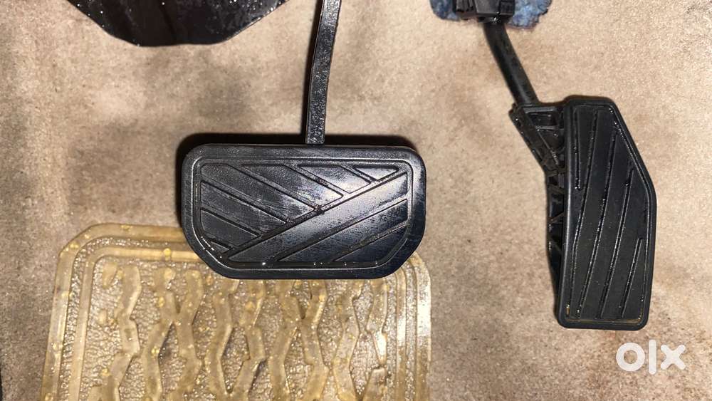 Maruti Suzuki Swift Dzire Amt Zxi, 2022, Petrol