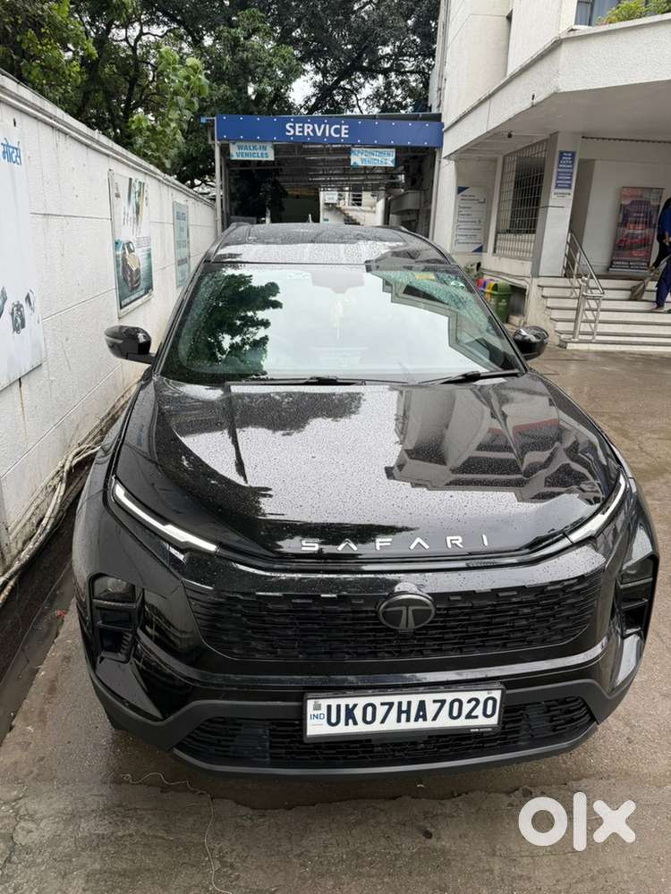 Tata Safari Diesel 2025 Dark Edition Automatic