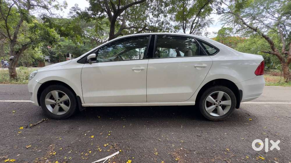 Skoda Rapid 2016 Diesel Automatic - Coimbatore Regn.(rc Owner Sale)