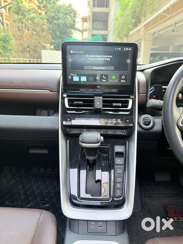 Toyota Innova Hycross 2.0 Zx (o) Hybrid 7 Str, 2024, Cng & Hybrids