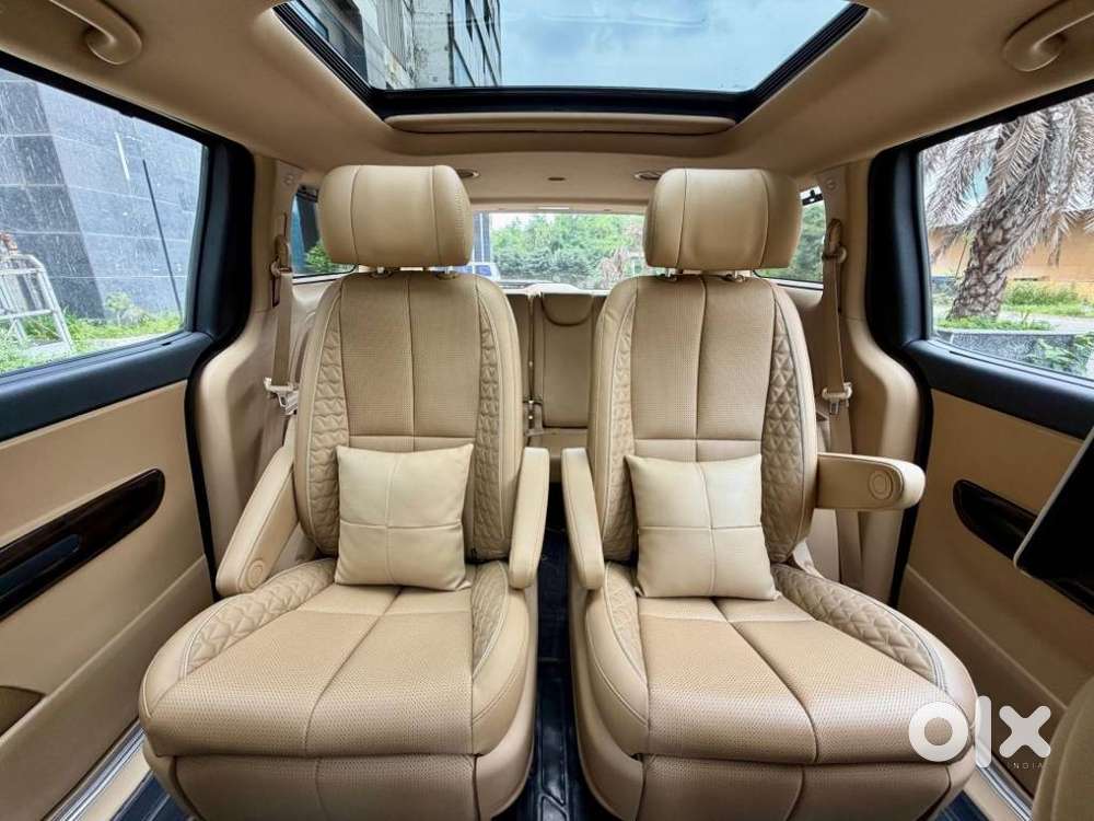 Kia Carnival Limousine Plus 7 Str, 2022, Diesel