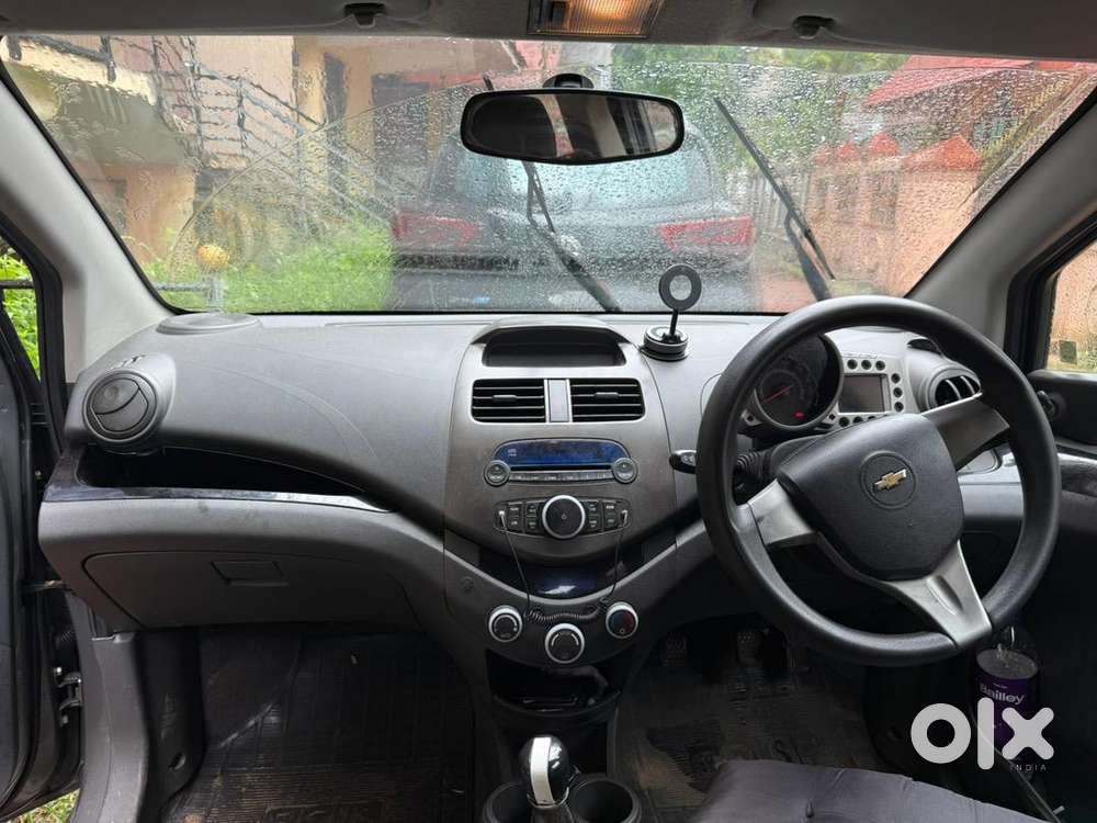 Chevrolet Beat Lt Petrol 2012