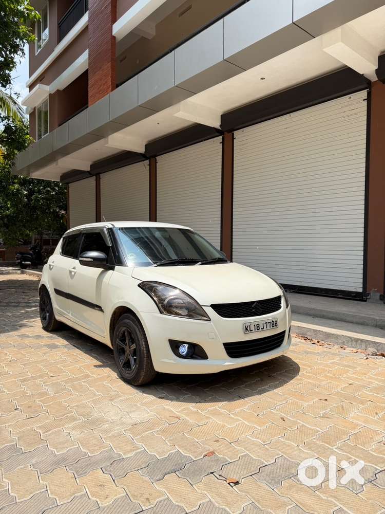 Led Headlamps,mirror Indicators,3 Mode Fog Lamps,remote Central Lock