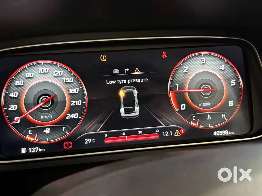 Hyundai Alcazar 2022 Diesel Well Maintained