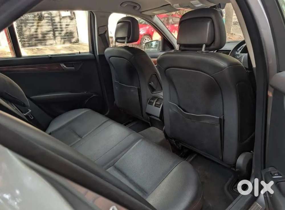 Mercedes-benz C-class 2011 Petrol Well Maintained
