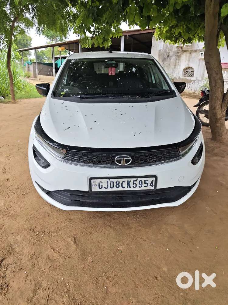 Tata Altroz 1.2 Xe 2022 Petrol Manual