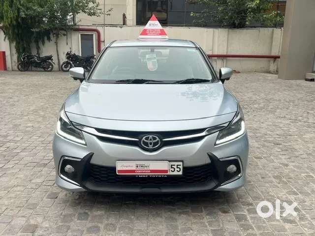 Toyota Glanza 1.2 V Amt, 2025, Petrol