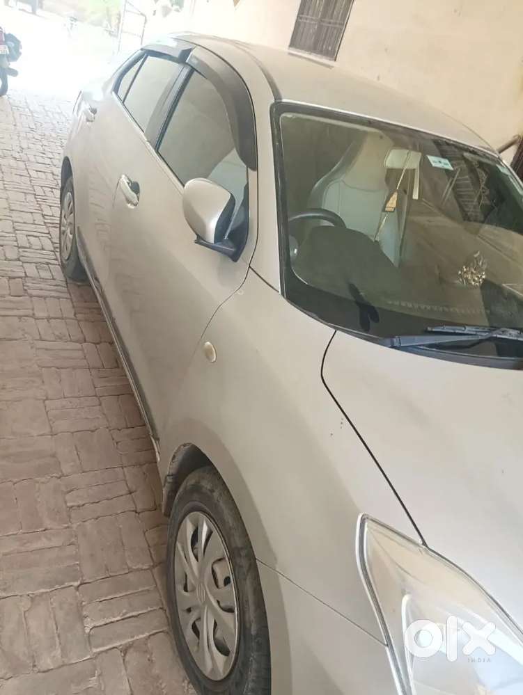 Selling Maruti Suzuki Dezire