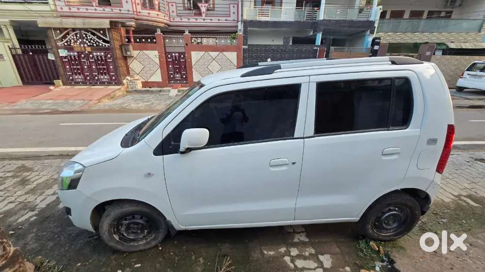 Maruti Suzuki Wagon R 2013 Zxi+ Hybrid