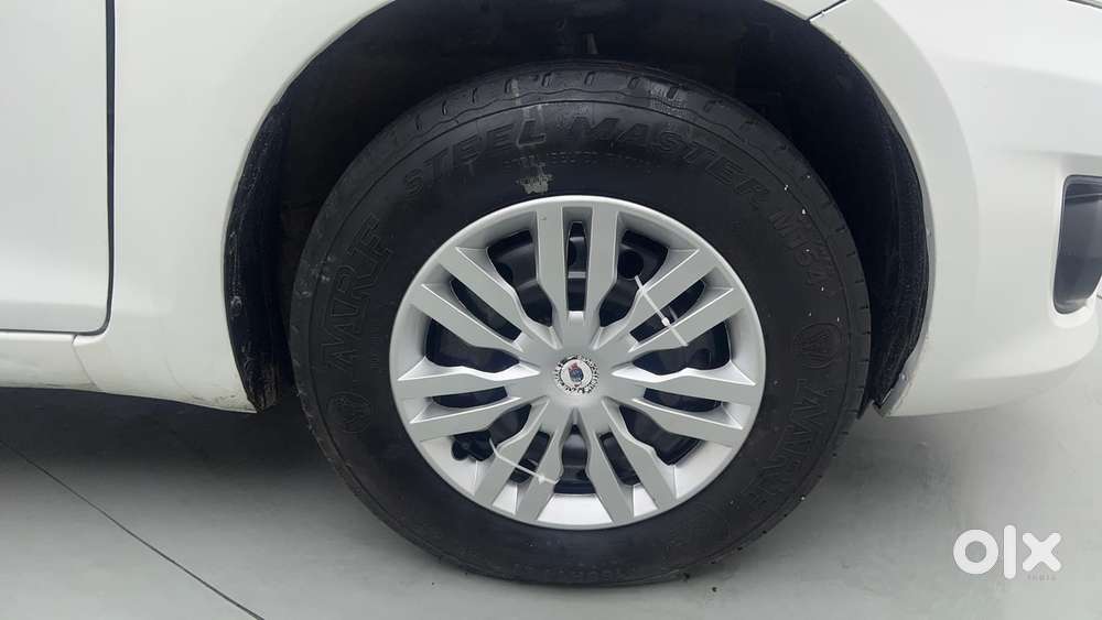 Maruti Suzuki Swift Dzire 1.3 Vxi, 2014, Petrol