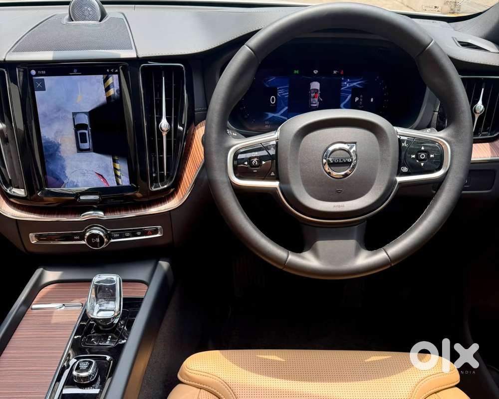 Volvo Xc60 Inscription D5, 2024, Petrol