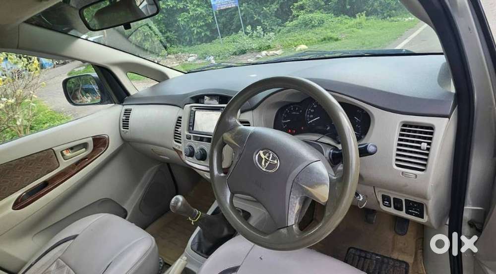 Toyota Innova 2.5 G (diesel) 8 Seater, 2013, Diesel