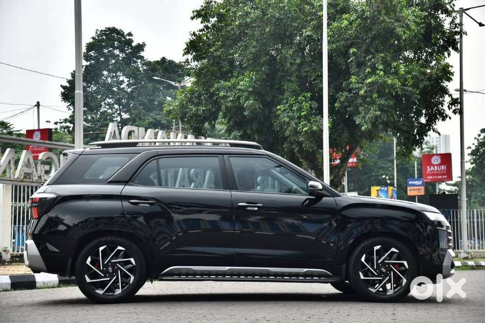 Hyundai Alcazar Signature 1.5 Petrol Dct 7str Knight, 2025, Petrol