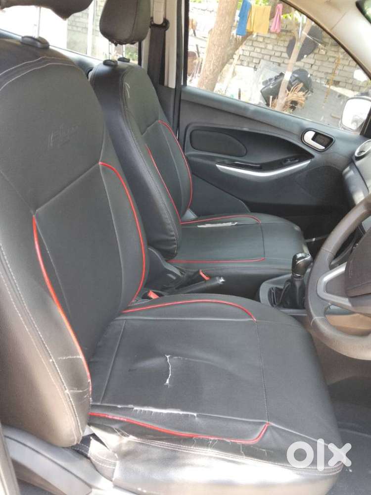 Ford Figo Diesel Titanium, 2015, Diesel