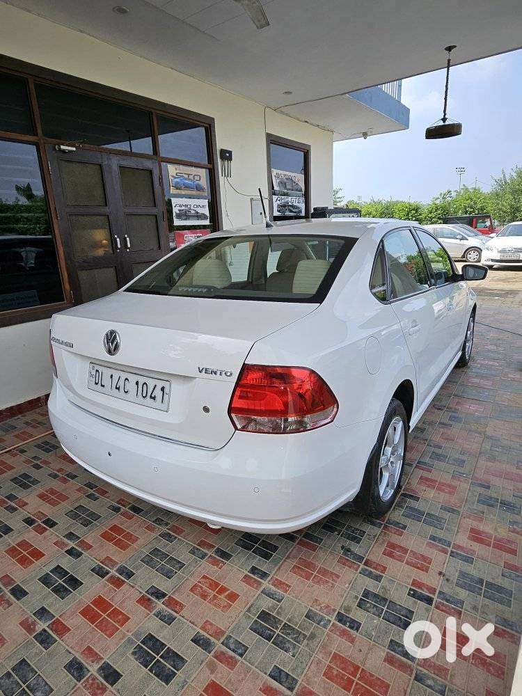 Volkswagen Vento Petrol Highline, 2013, Petrol