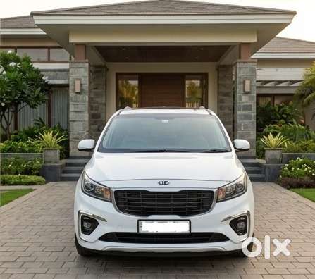 Kia Carnival Premium, 2021, Diesel