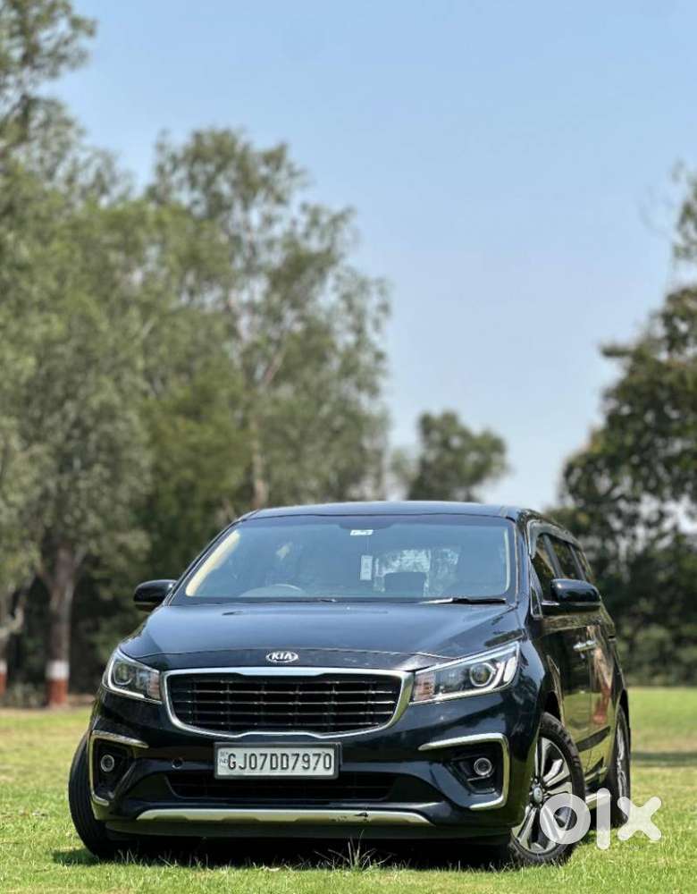 Kia Carnival Premium, 2021, Diesel