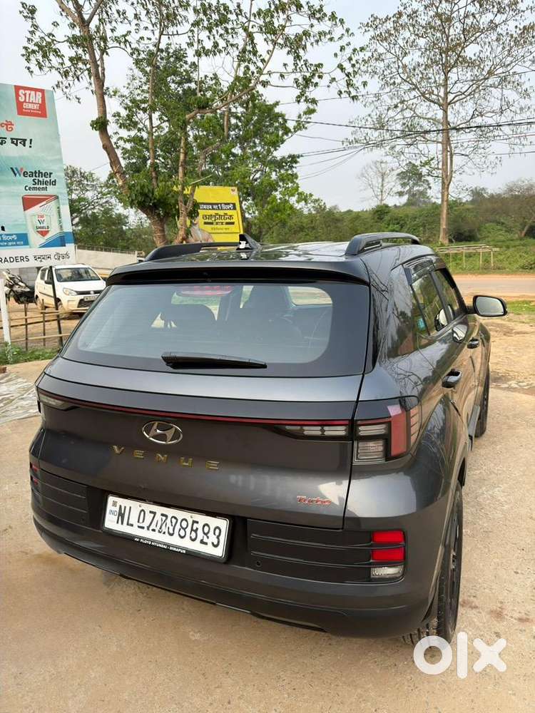 Brand New Condition Hyundai Venue Adventure Edition