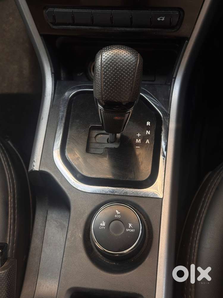 Tata Nexon 2021 Nevember Autometic Cng Car