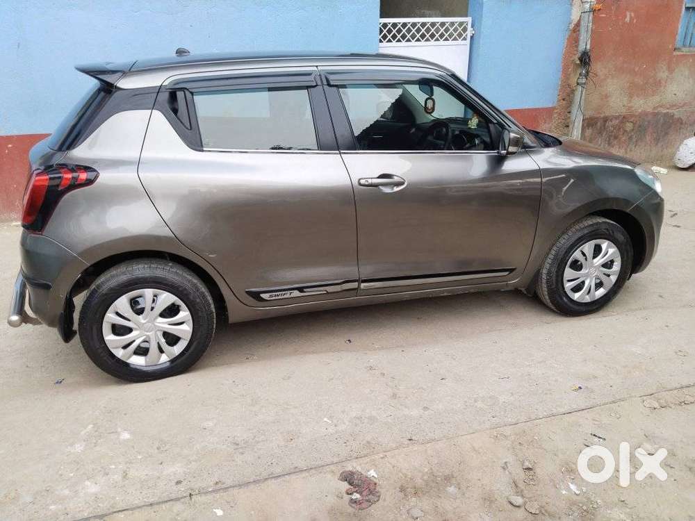 Maruti Suzuki Swift 1.2 Vxi (o), 2022, Petrol