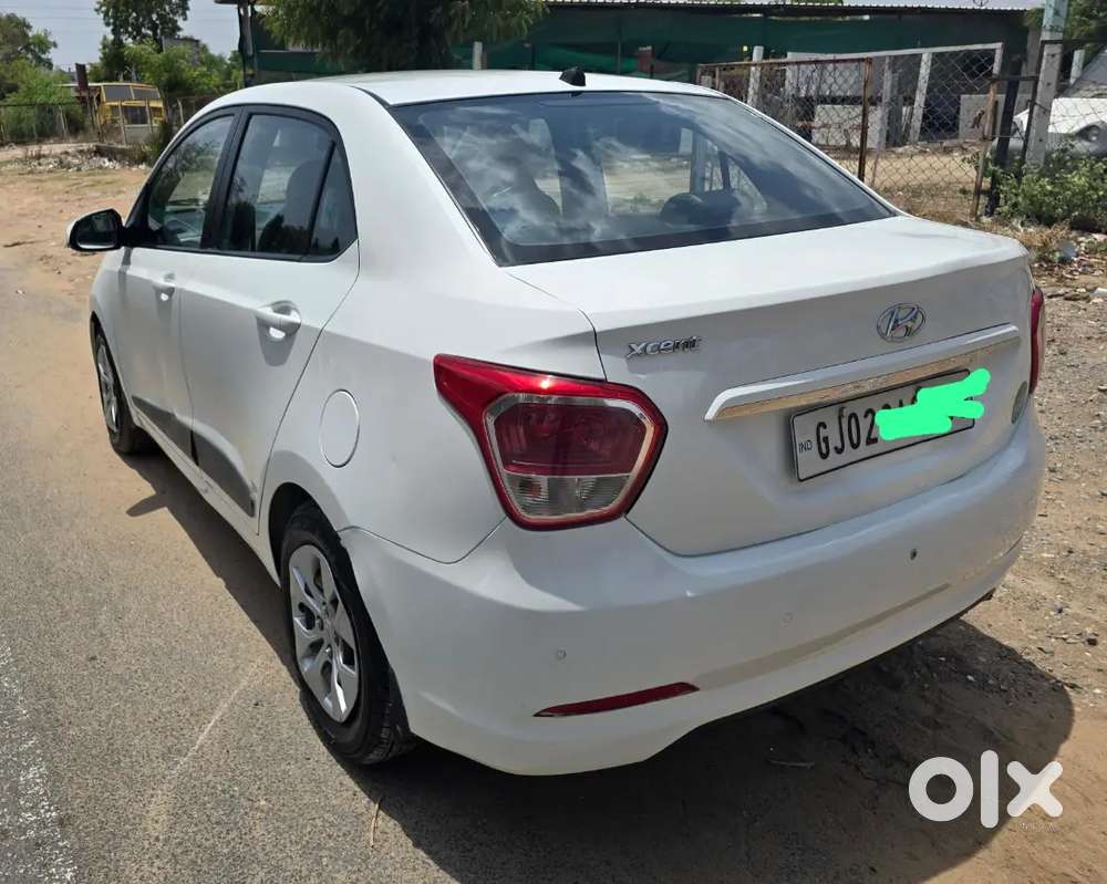 Hyundai Xcent 2015 Cng & Hybrids 78000 Km Driven