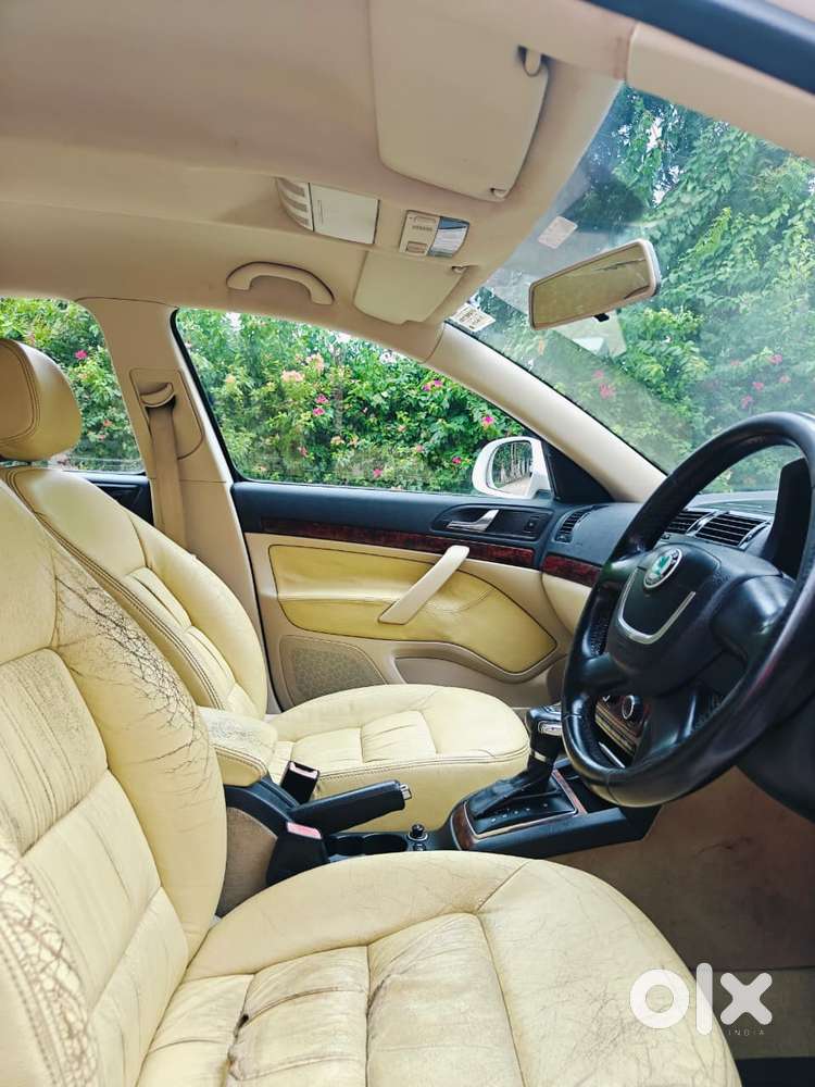 Skoda Laura 1.8 Tsi Active, 2011, Diesel