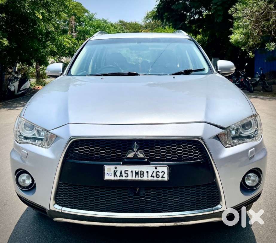 Mitsubishi Outlander New, 2011, Petrol