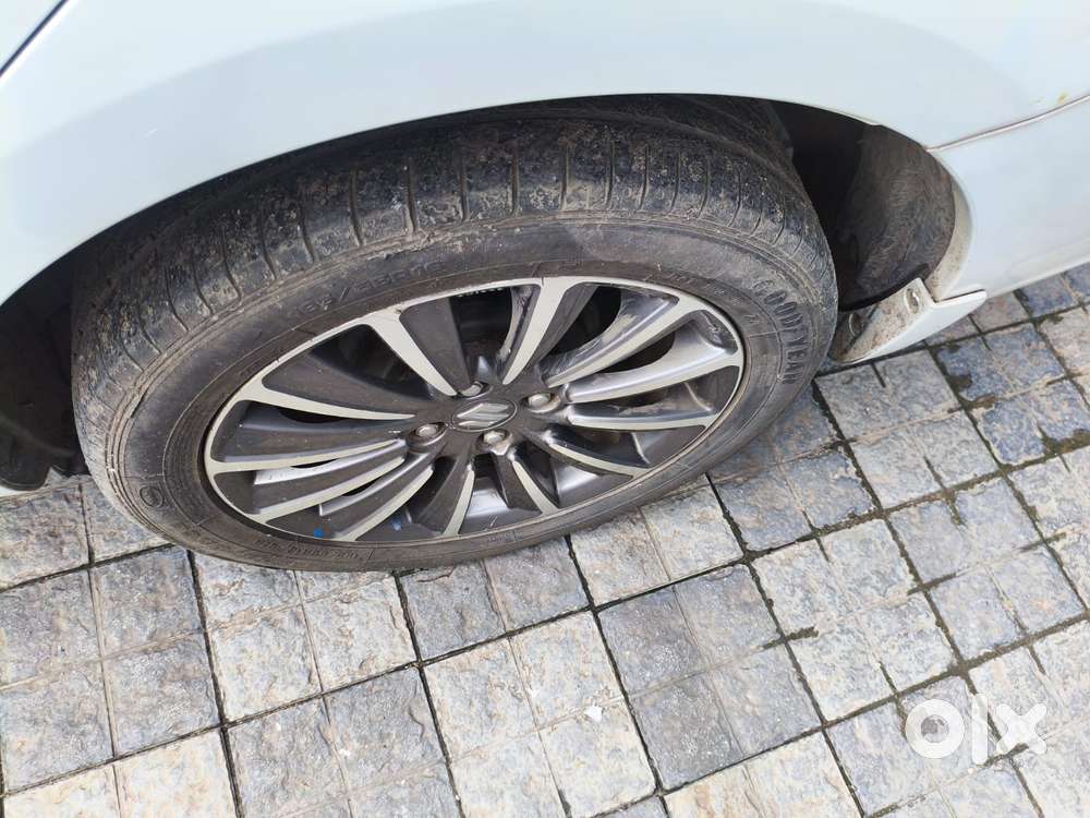 Maruti Suzuki Ciaz Smart Hybrid Alpha , 2019, Petrol