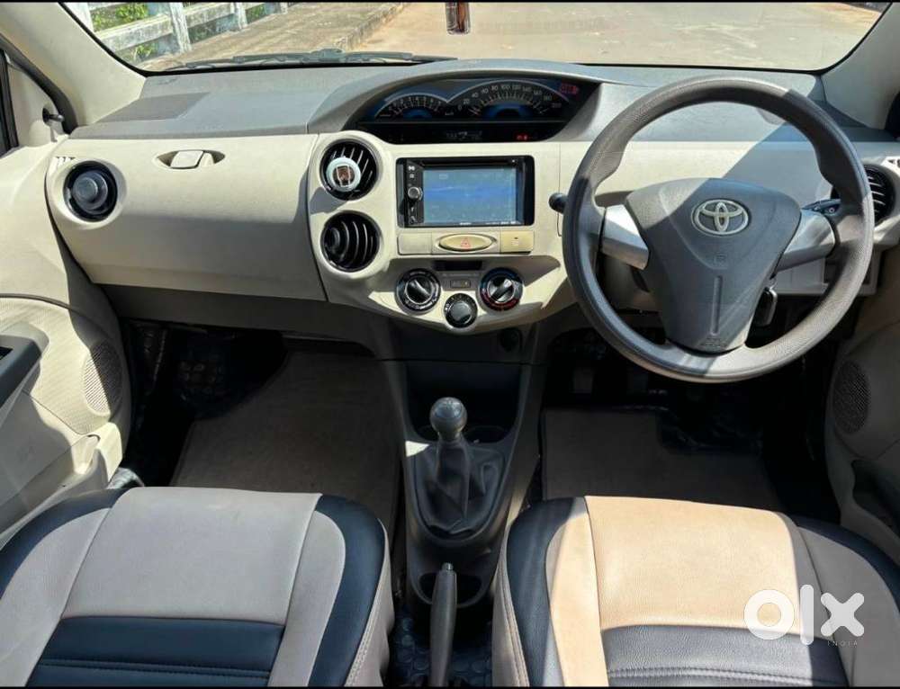 Toyota Etios Liva 1.2 G, 2015, Petrol