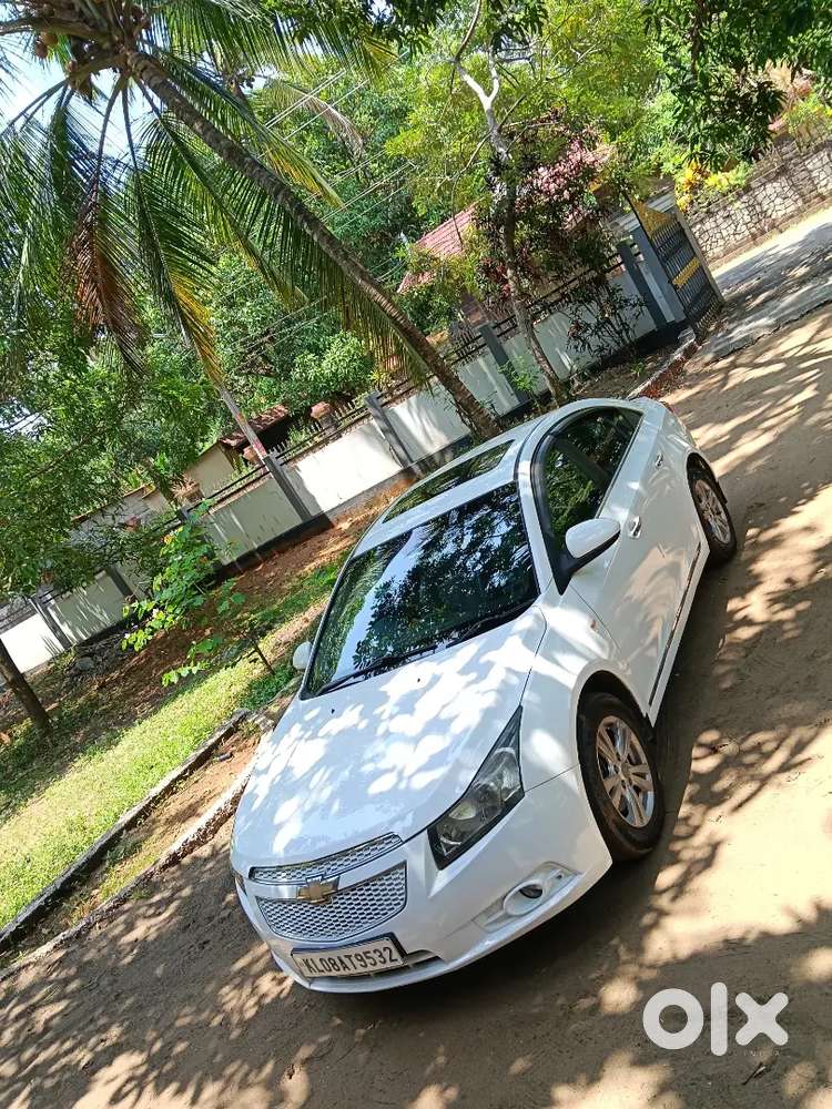 Chevrolet Cruze 2011 Diesel 127000 Km Driven