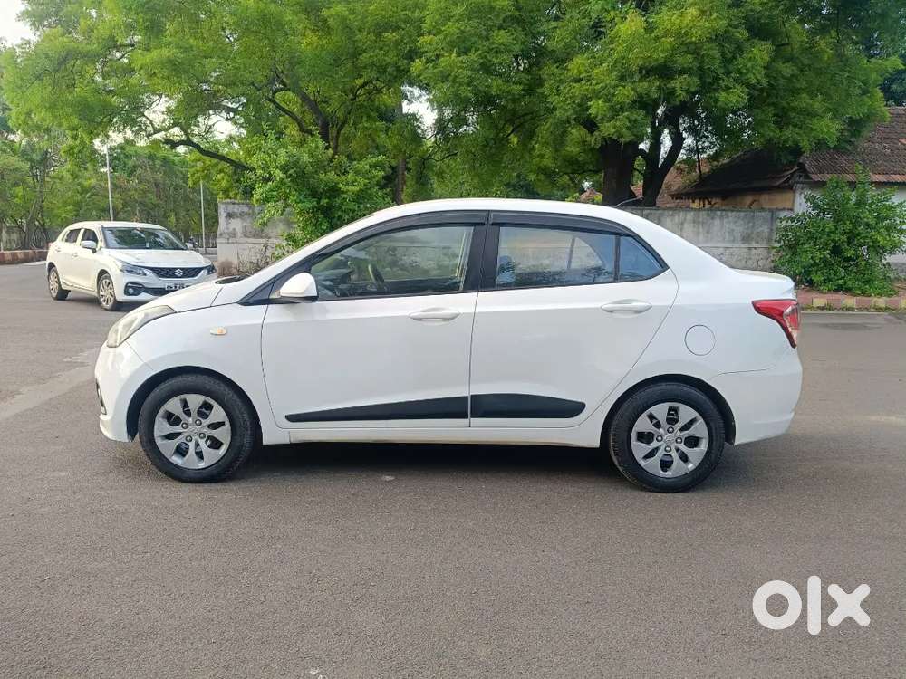 Hyundai Xcent Diesel 2015 Oct.