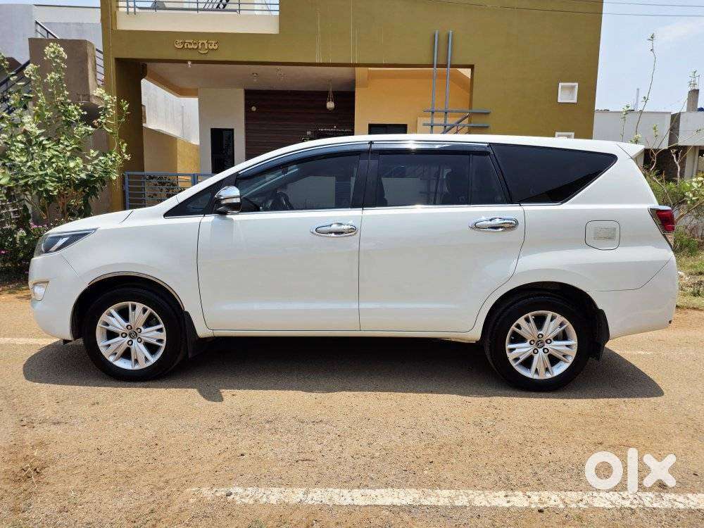 Toyota Innova Crysta 2.4 Z 7 Str, 2016, Diesel