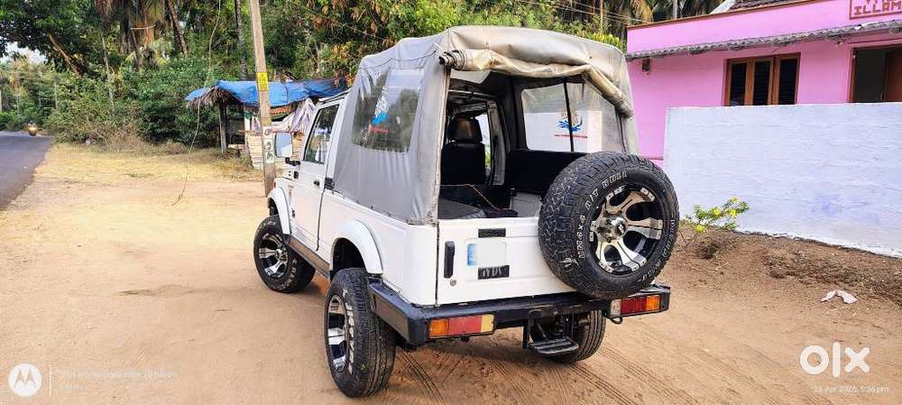 Maruti Suzuki Gypsy King St 4x4, 2002, Petrol