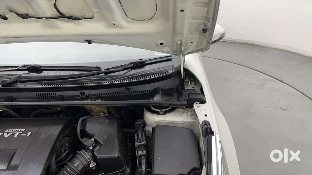 Toyota Corolla Altis 2013-2017 Vl At, 2017, Petrol