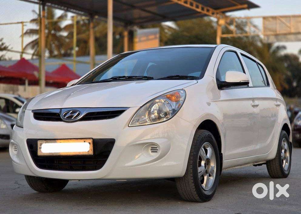 Hyundai I20 2010-2012 1.2 Sportz, 2011, Petrol
