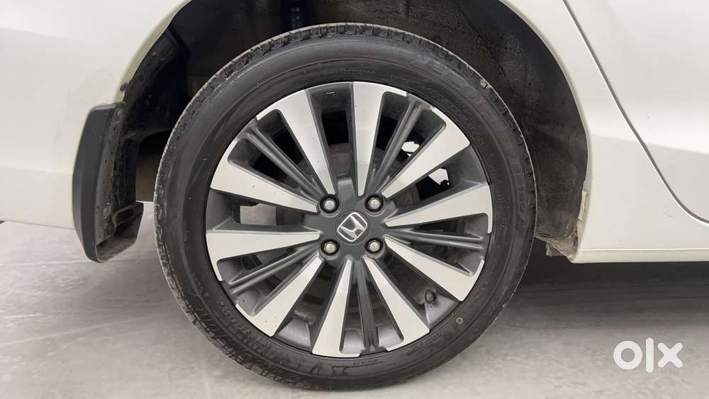 Honda City 1.5 Zx I-vtec Mt, 2023, Petrol