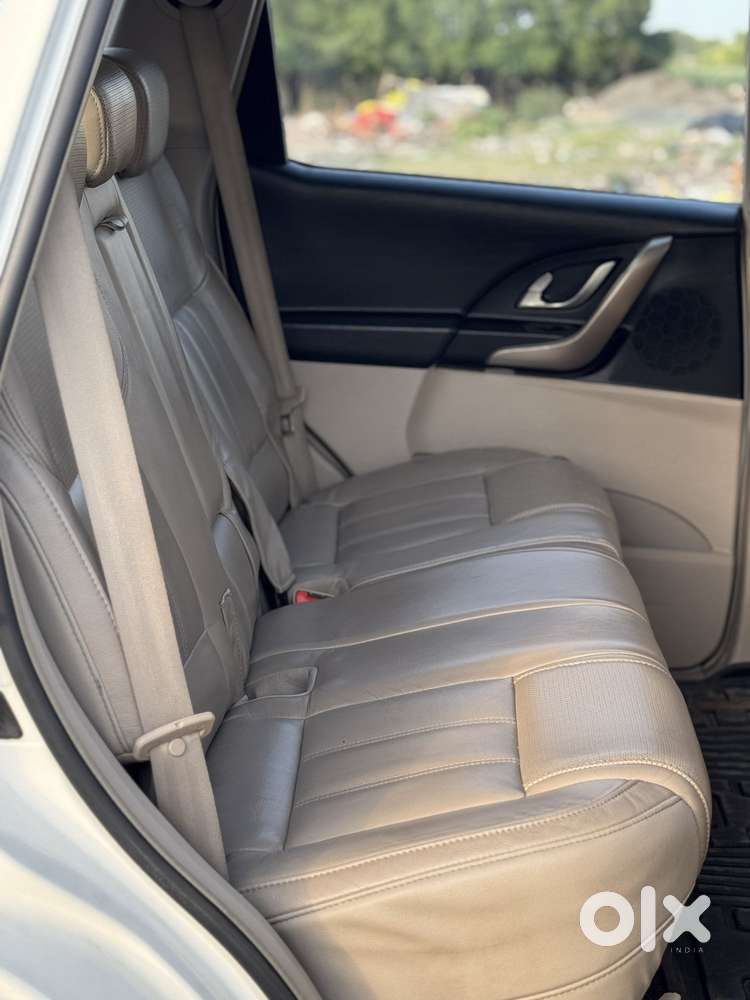 Mahindra Xuv500 2.2 W10, 2016, Diesel