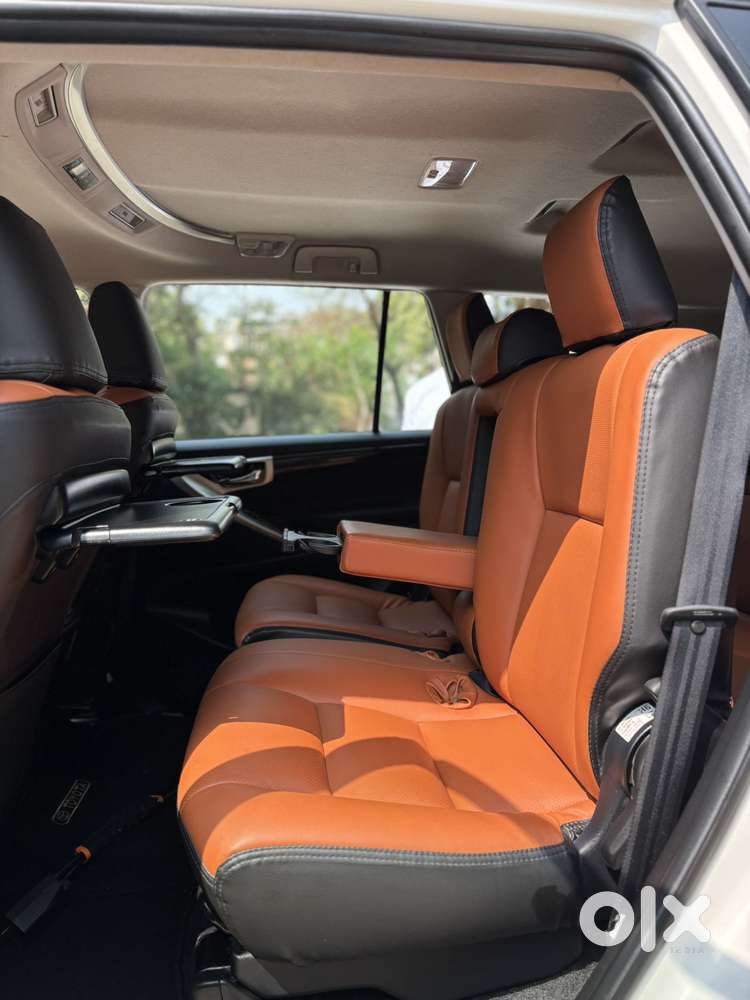 Toyota Innova Crysta 2.4 V 8 Str, 2024, Diesel