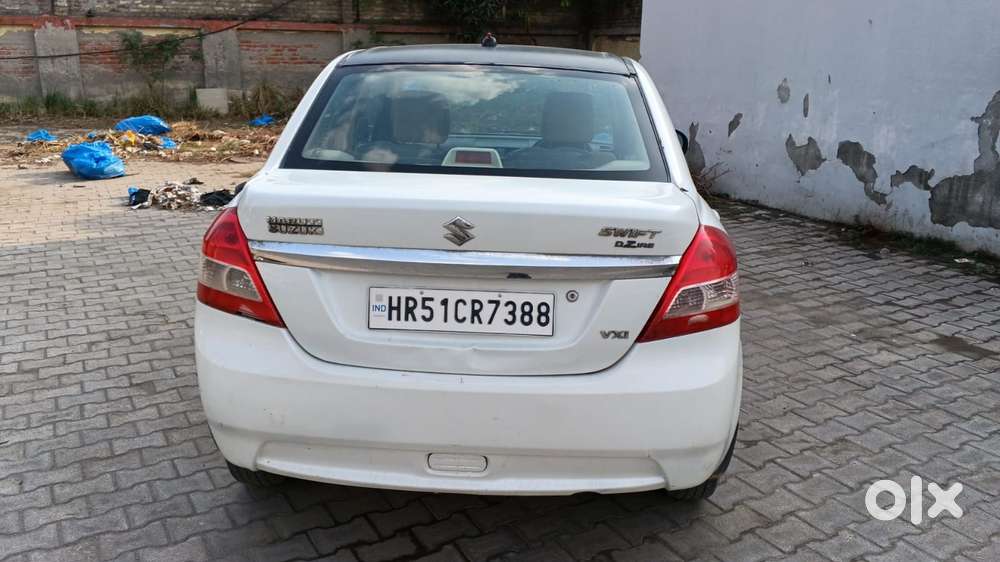 Maruti Suzuki Swift Dzire Lxi Option, 2012, Petrol