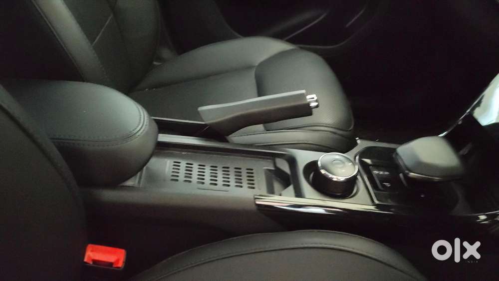 Tata Nexon Fearless S Purple 1.5 Revotorq Diesel 6mt Dual Tone, 2024..