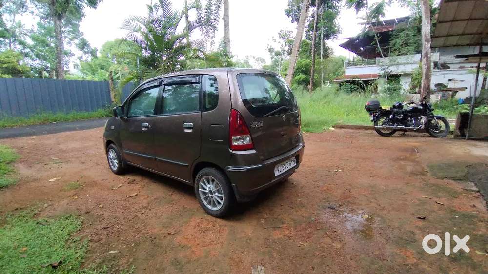 Maruti Suzuki Estilo 2011