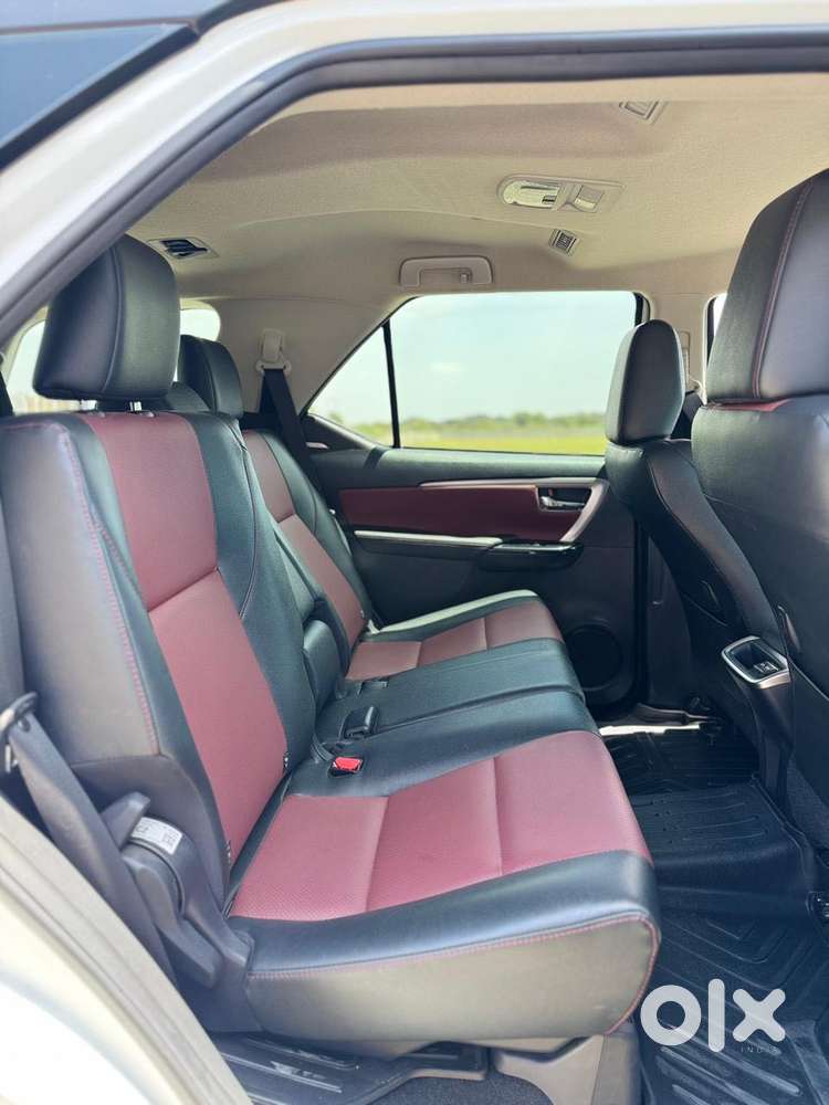 Toyota Fortuner Legender 4x2 At 2.8, 2024, Diesel