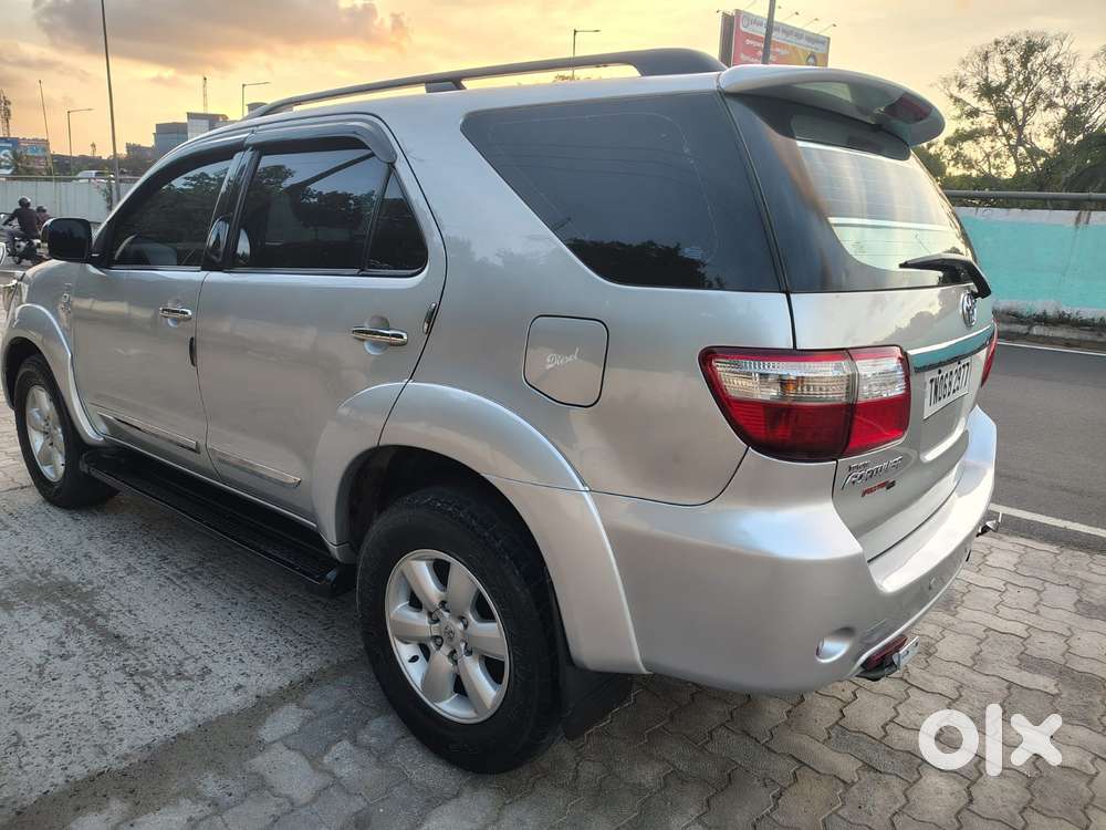 Toyota Fortuner 3.0 4x4 Manual, 2010, Diesel