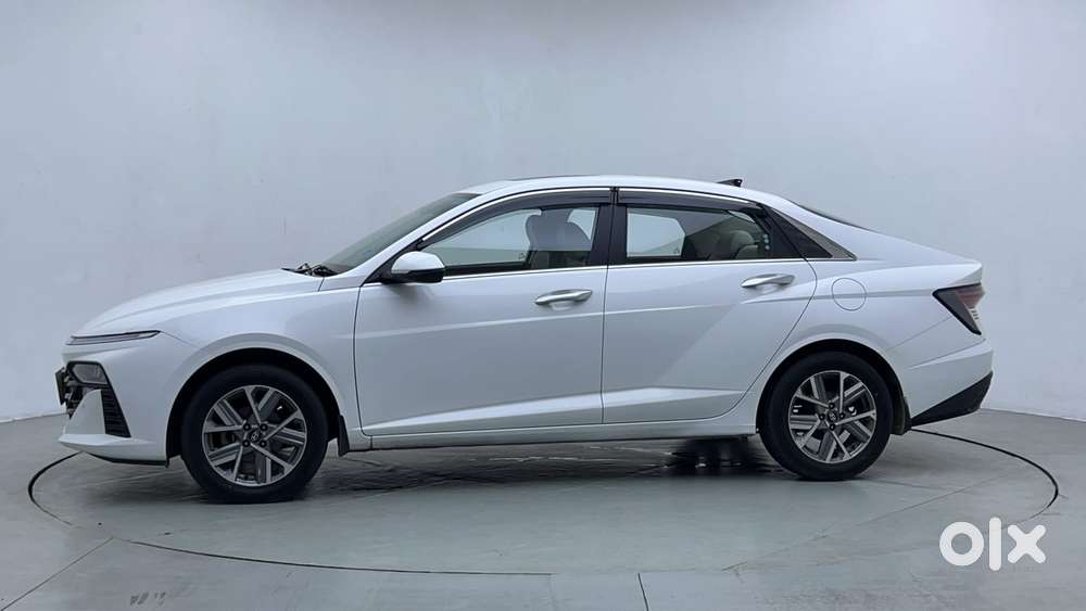 Hyundai Verna 1.5 Sx (o) Vtvt Ivt, 2023, Petrol