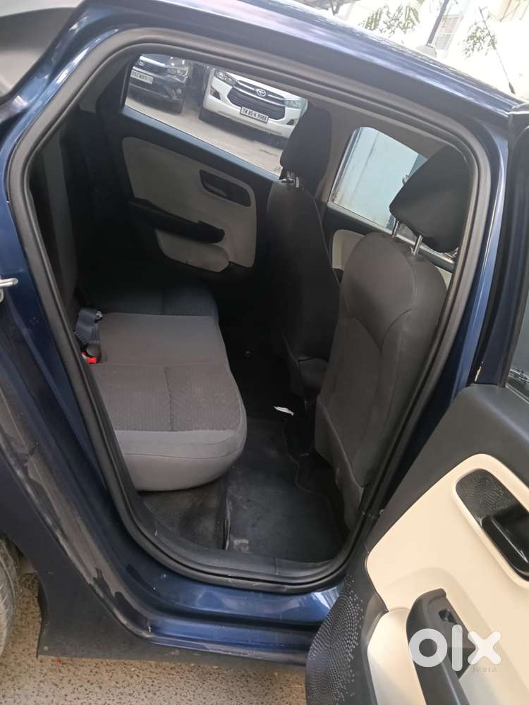 Tata Altroz 1.2 Xta Petrol Dct, 2023, Petrol