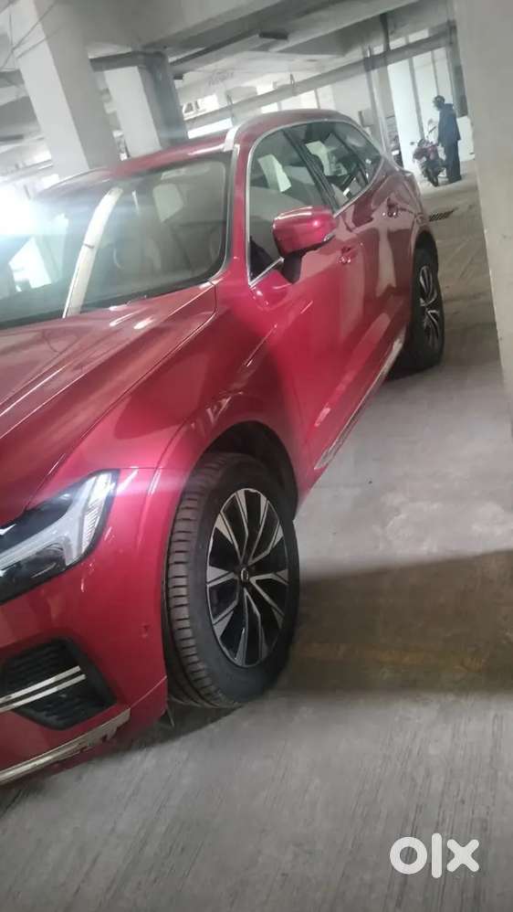 Volvo Xc60 2024 Petrol 4220 Km Driven