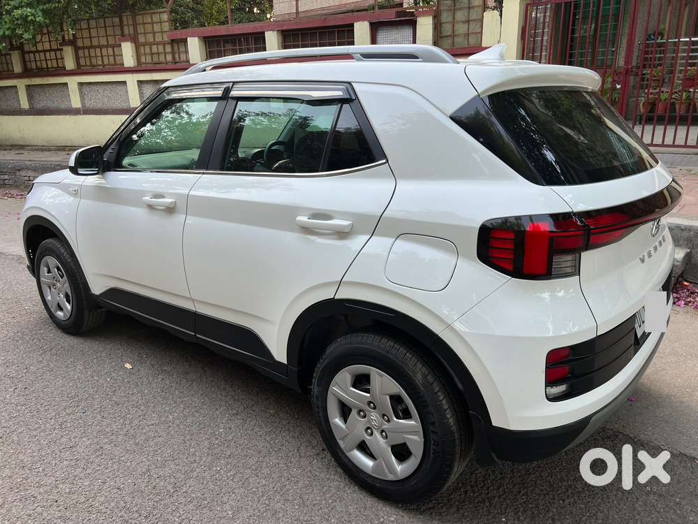 Hyundai Venue S 1.2 Petrol, 2022, Petrol