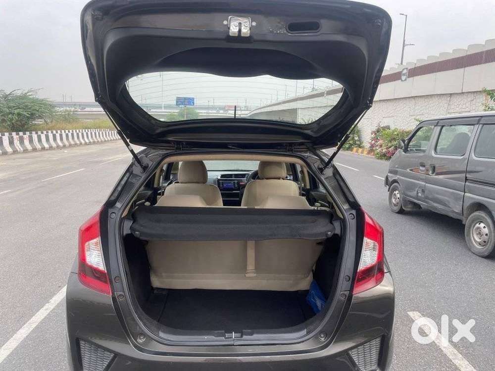 Honda Jazz V Mt Privilege, 2016, Petrol