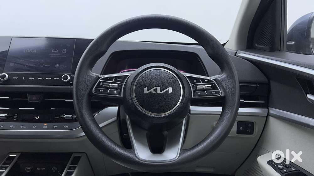 Kia Carens 1.4 Prestige Plus Turbo 7 Str, 2022, Petrol